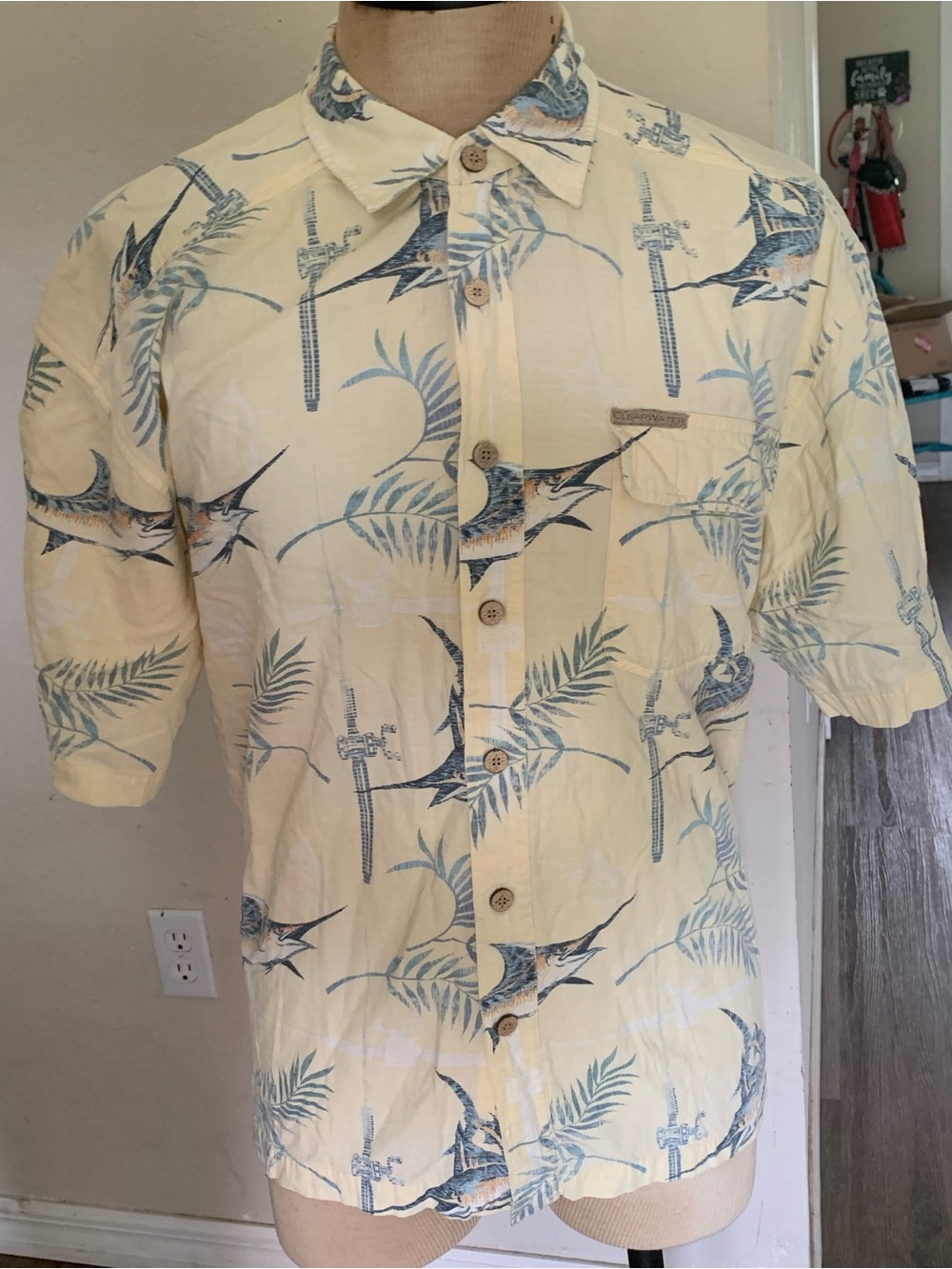 swordfish  Clearwater Fishing Shirt size XL net back